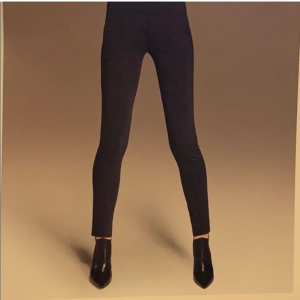 CAbi Aubrey Pointe Black Skinny Tapered Pants, Size 8